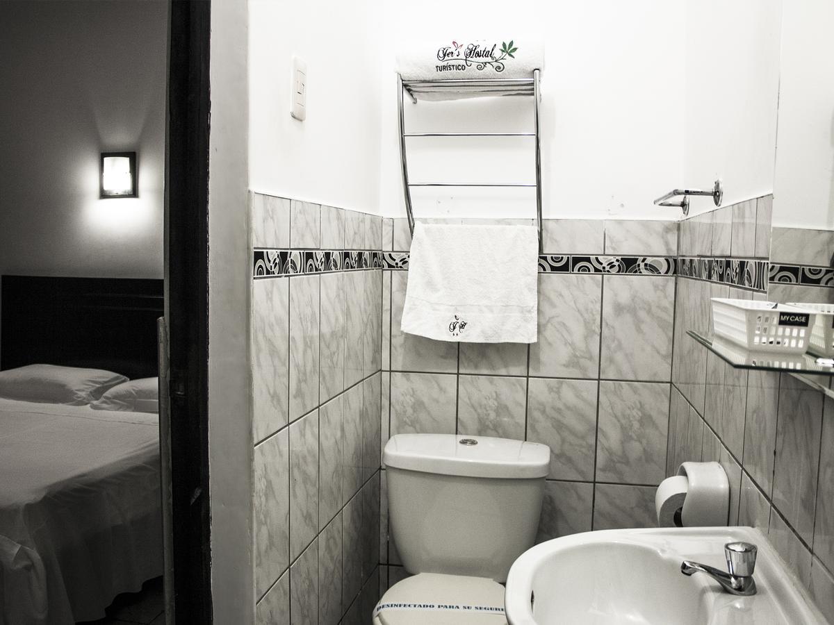 Jer'S Hostal Tumbes Kültér fotó