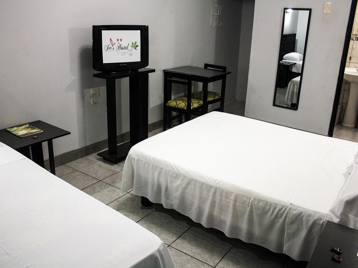 Jer'S Hostal Tumbes Kültér fotó